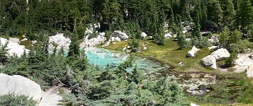 Alabaster pool at the far end of Bumpass Hell