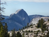 Half Dome zezadu, z Olmstead Point.