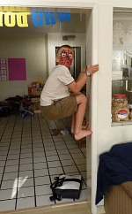 Spiderman u Nejedláků na oslavě. Spiderman u Nejedláků na oslavě.