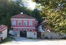 Mlýn.