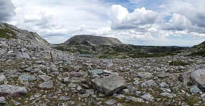 Browns Peak ze sedla. Browns Peak ze sedla.