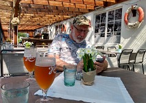 Hosanger: užíváme pohostinství Mjøsvågen Landhandleri.