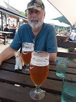 Hosanger: naše dny na Ostrově takto končívaly v Mjøsvågen Landhandleri.