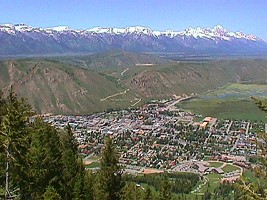 Jackson, WY: město a Teton Range